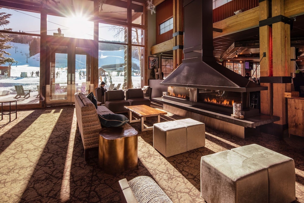 Inn At Aspen 22/36