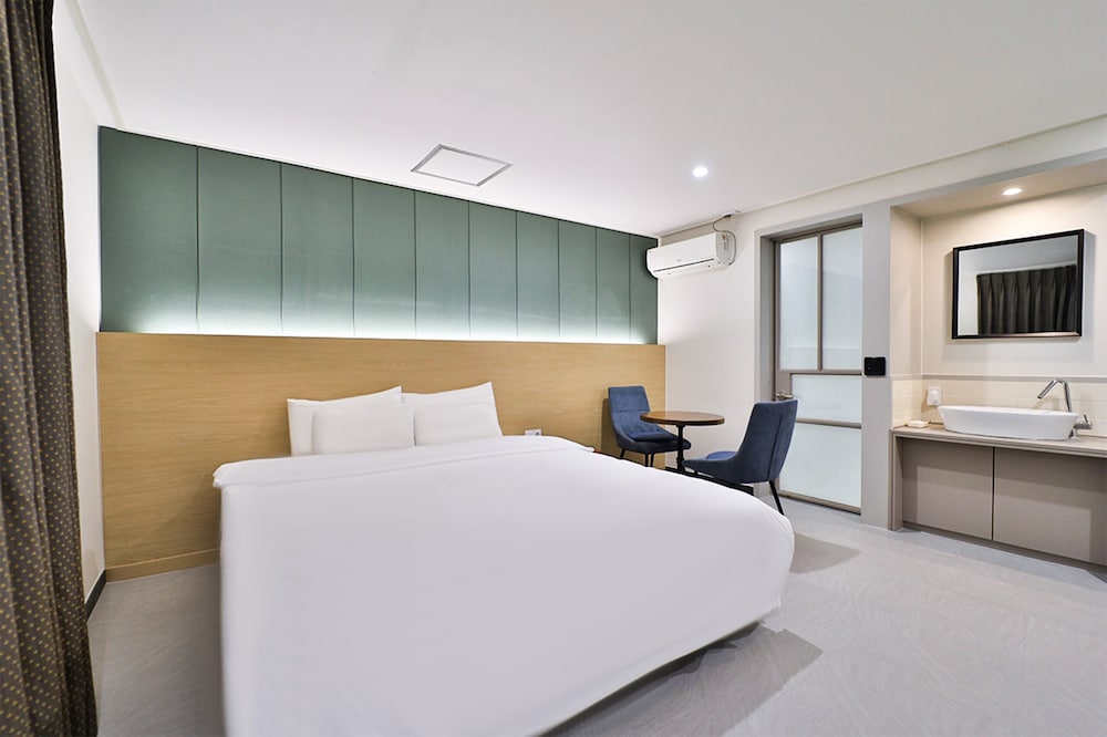Calm Rest Hotel Busan Sasang 17/50