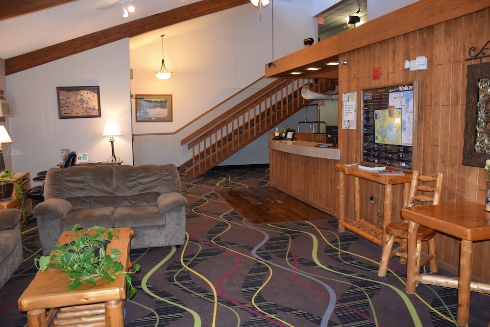 Walker Hotel 32/46