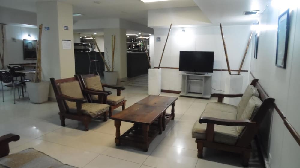 Hotel Adrazi 29/40