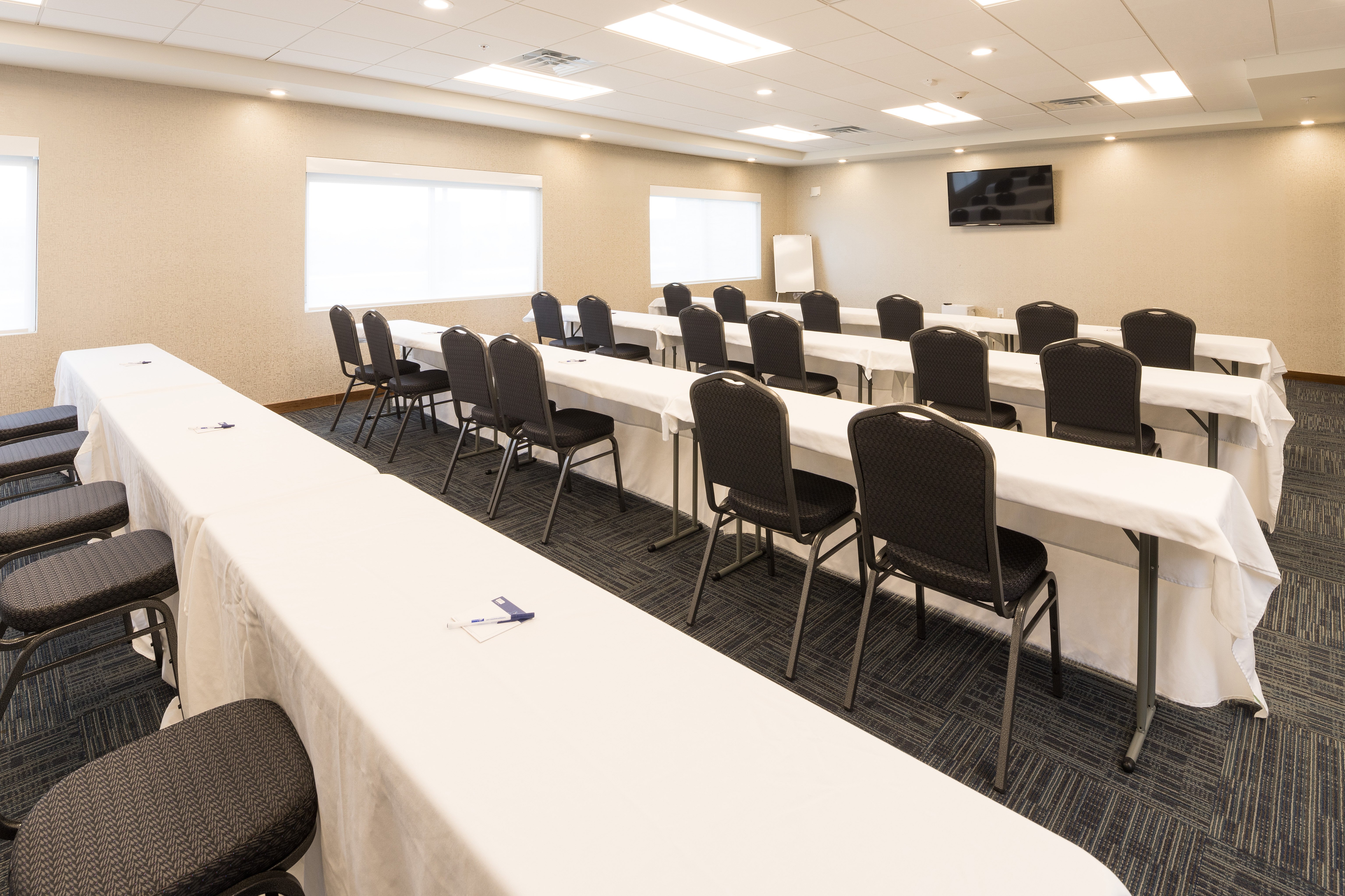 Holiday Inn Express And Suites Auburn 39/46