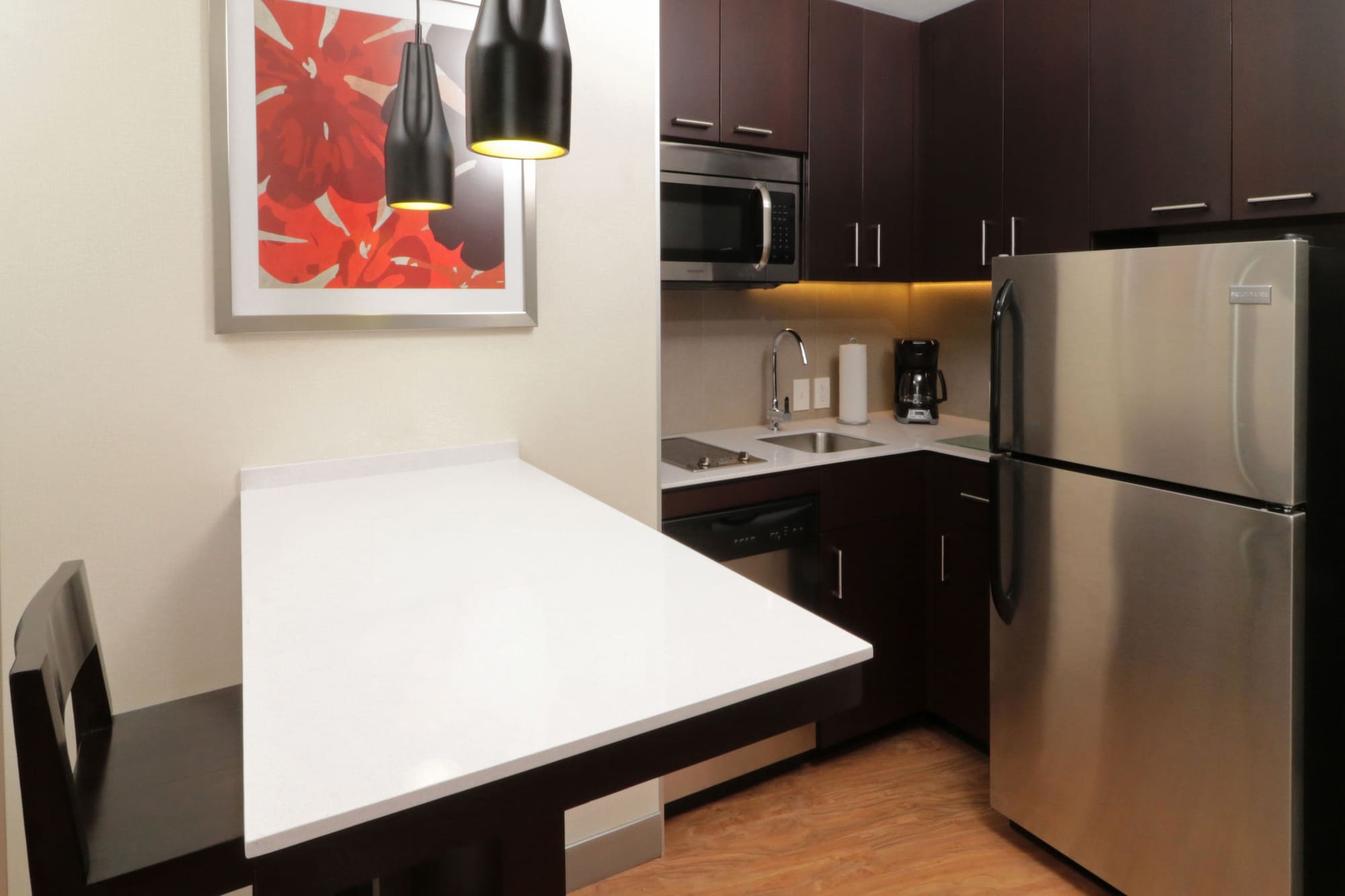 1 Bedroom, Suite, Kitchen