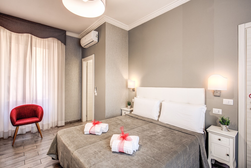 Marta Inn (ex Da Marta and Alida all Esquilino) 29/50
