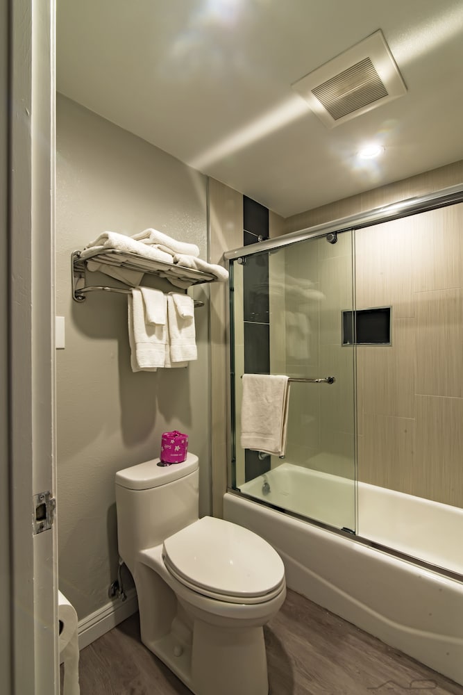 Seascape Inn - A Fairbridge Hotel 51/52