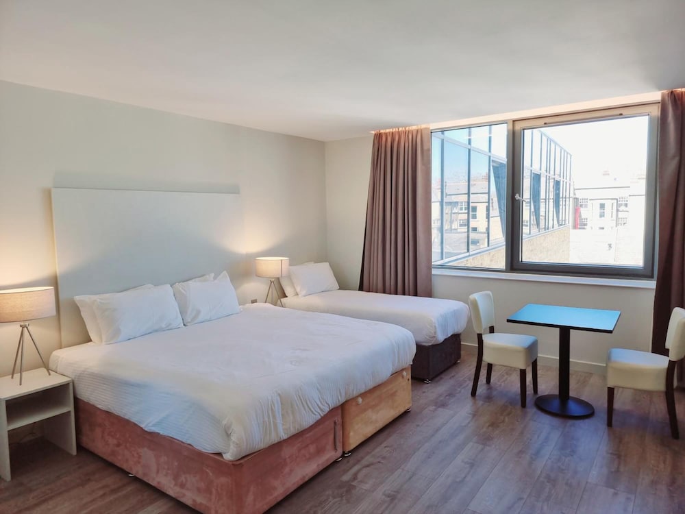 Axiom Park Hotel 14/50