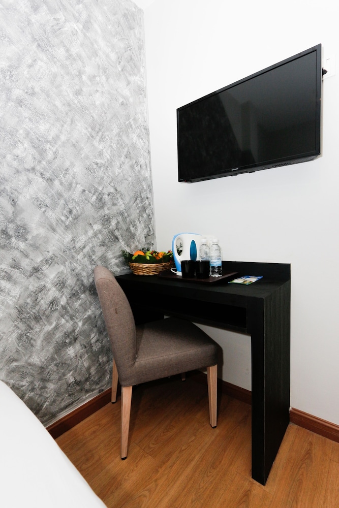 My Hotel @ KL Sentral 53/64