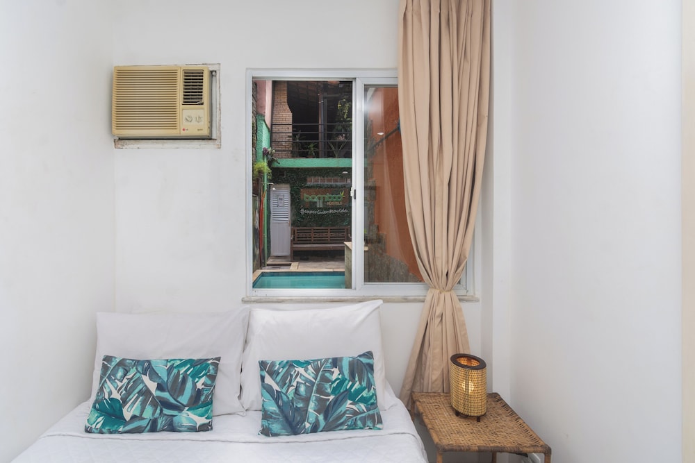 Bamboo Rio Hostel 50/50