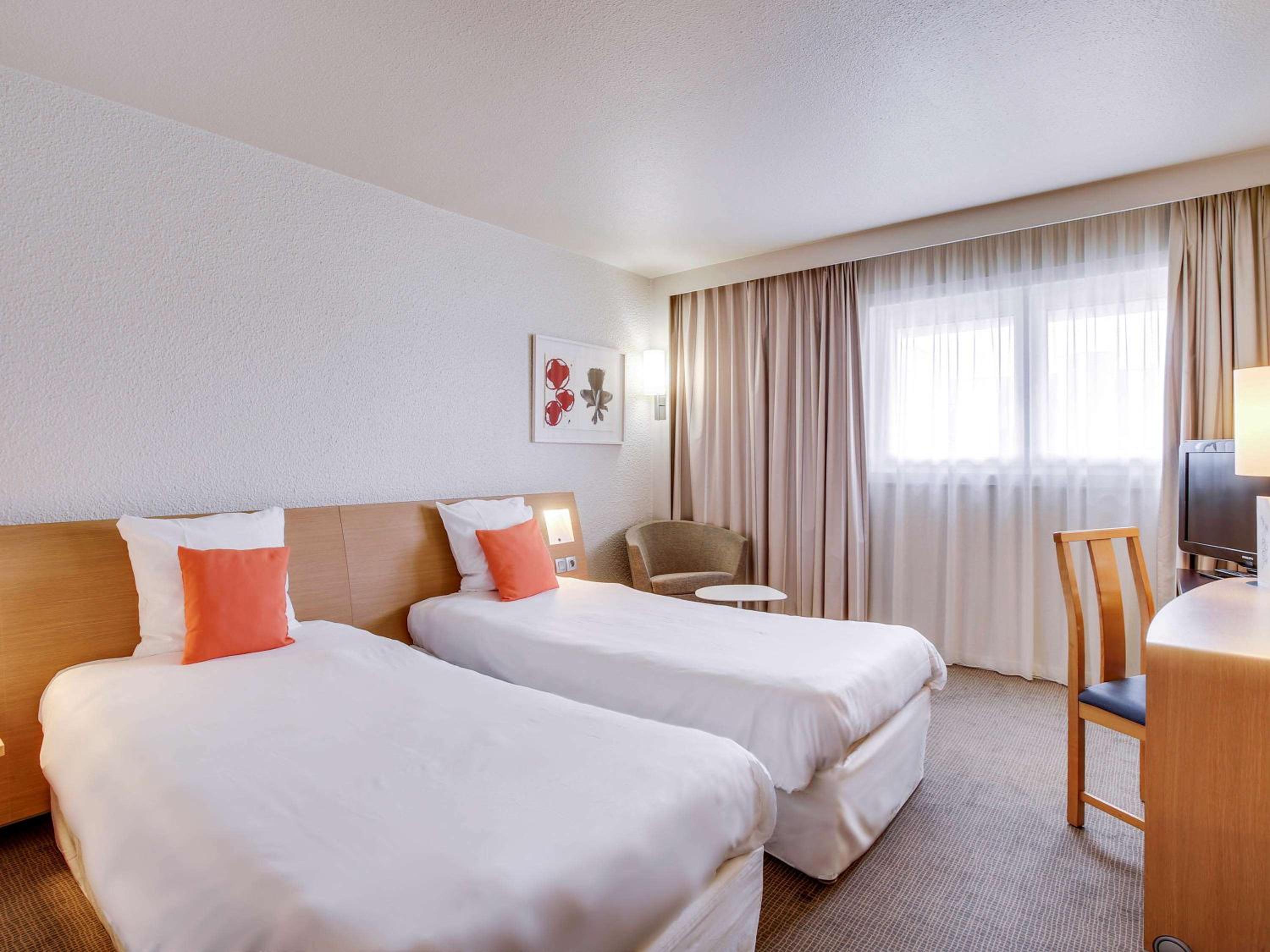 Standard, Twin Beds, Novotel Poissy Orgeval 4/10