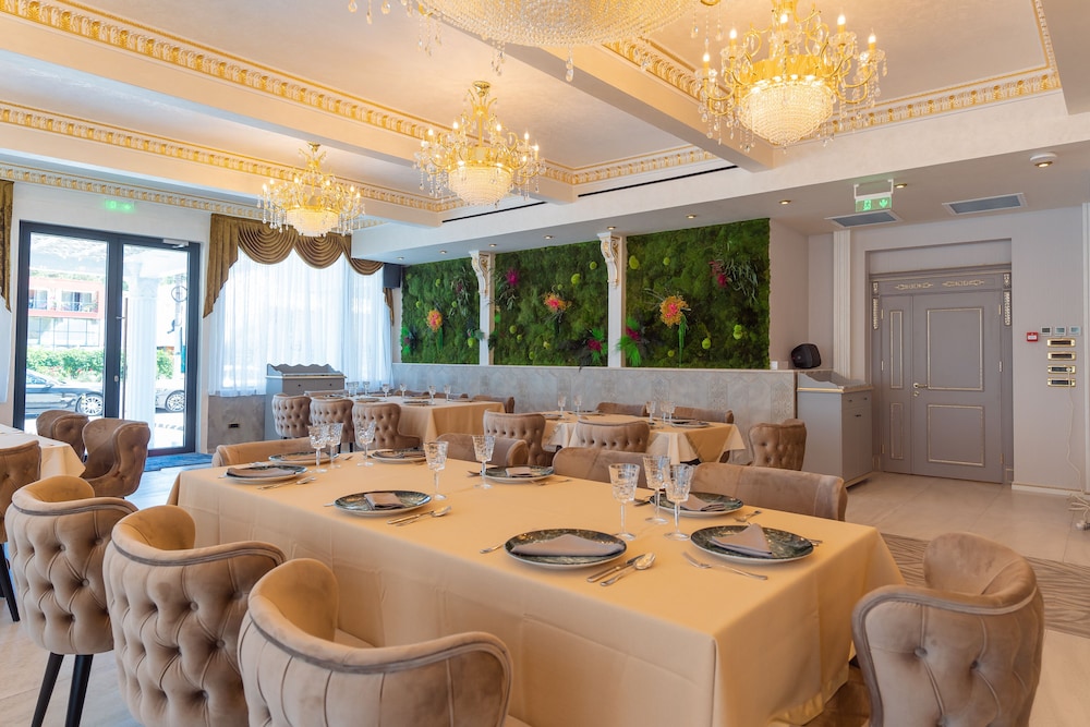 Hotel Regal Mamaia 32/50