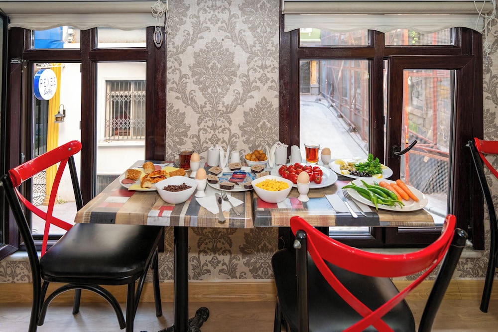 Taksim Maxwell Hotel 51/62