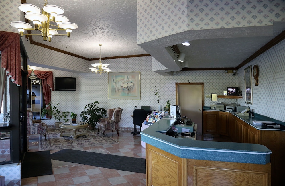 Magnuson Hotel Howell/Brighton 7/35