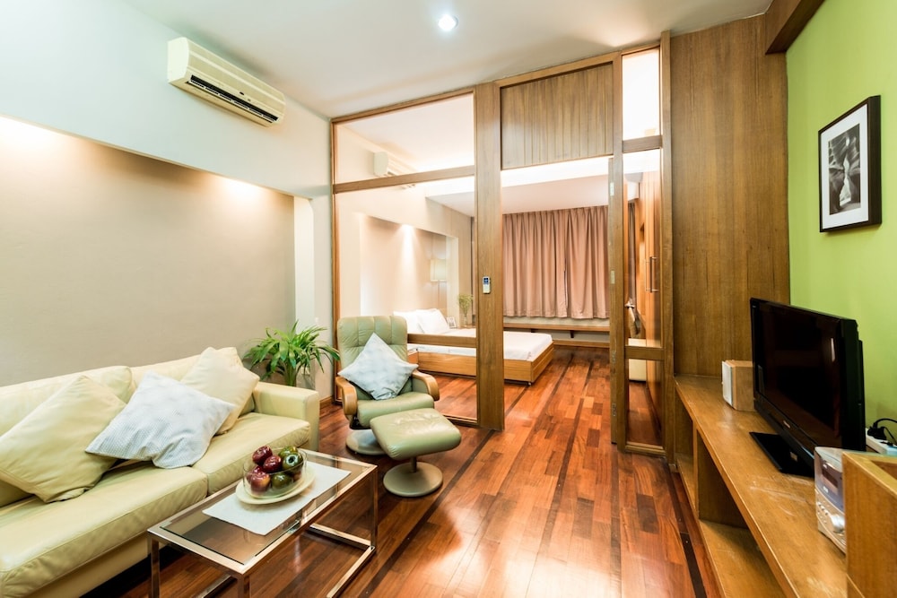 Laemtong Hotel Serviced Apartment 31/53