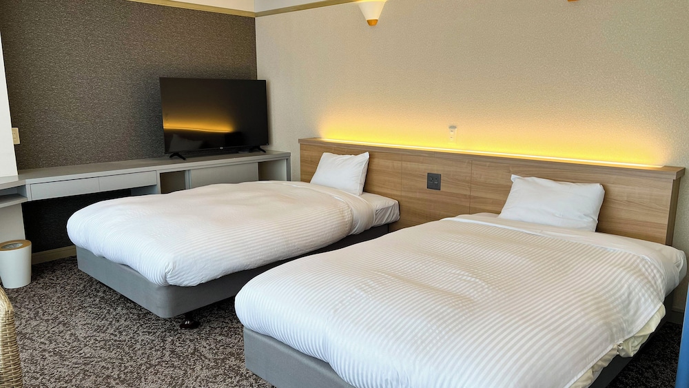 Japanese Western, Junior Suite, Twin Beds, 4 Futon Beds, Bathtub