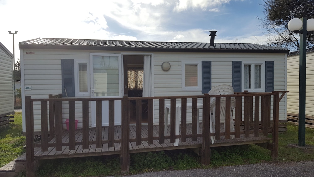 Land's Hause Bungalows 7/80