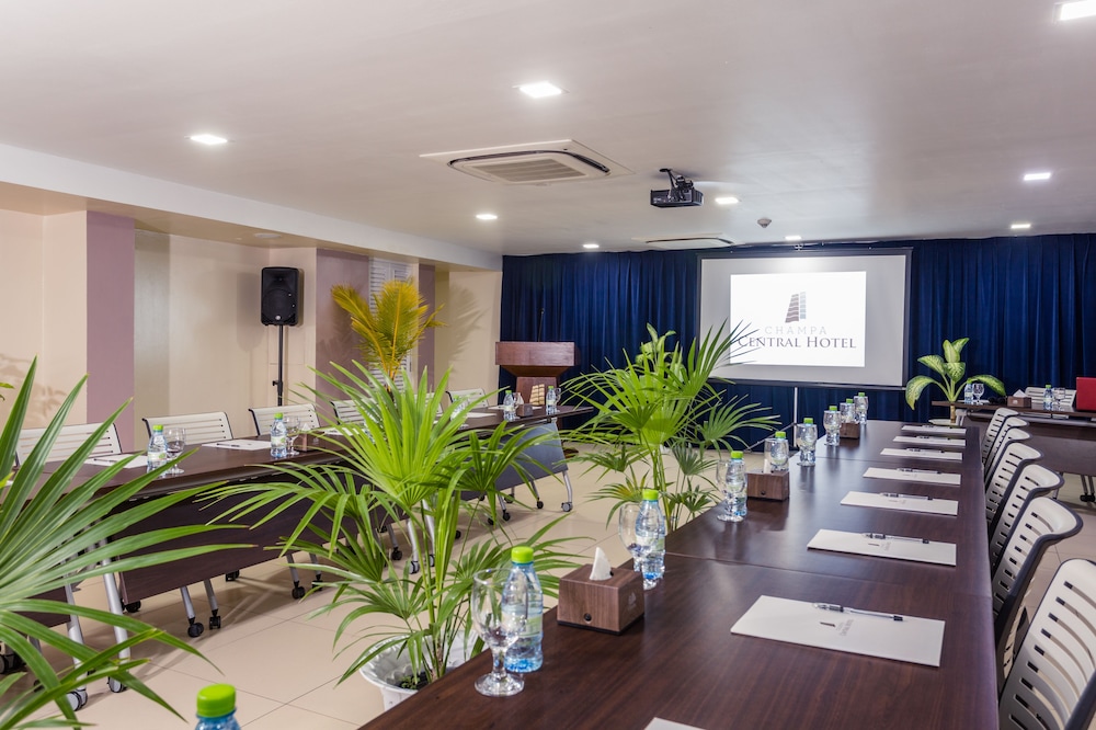Champa Central Hotel 56/60