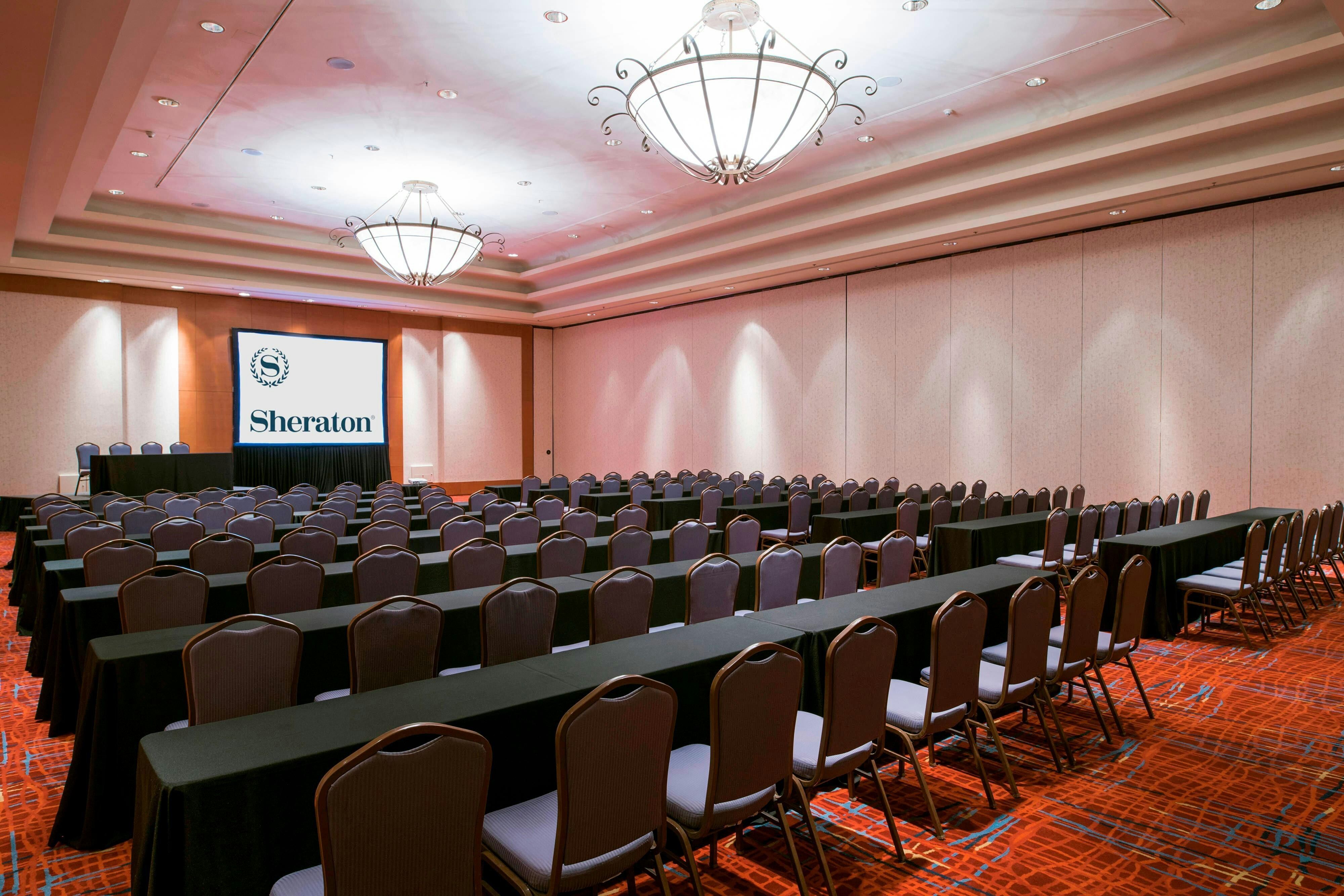 Sheraton Pilar Hotel and Convention Center 27/32
