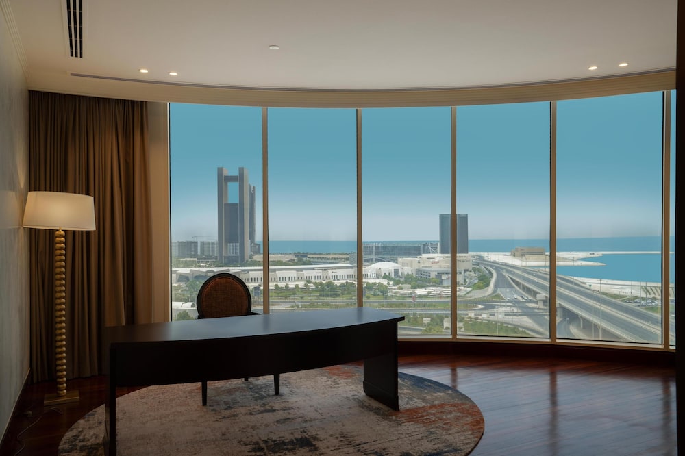 The Diplomat Radisson BLU Hotel, Residence and Spa 21/46