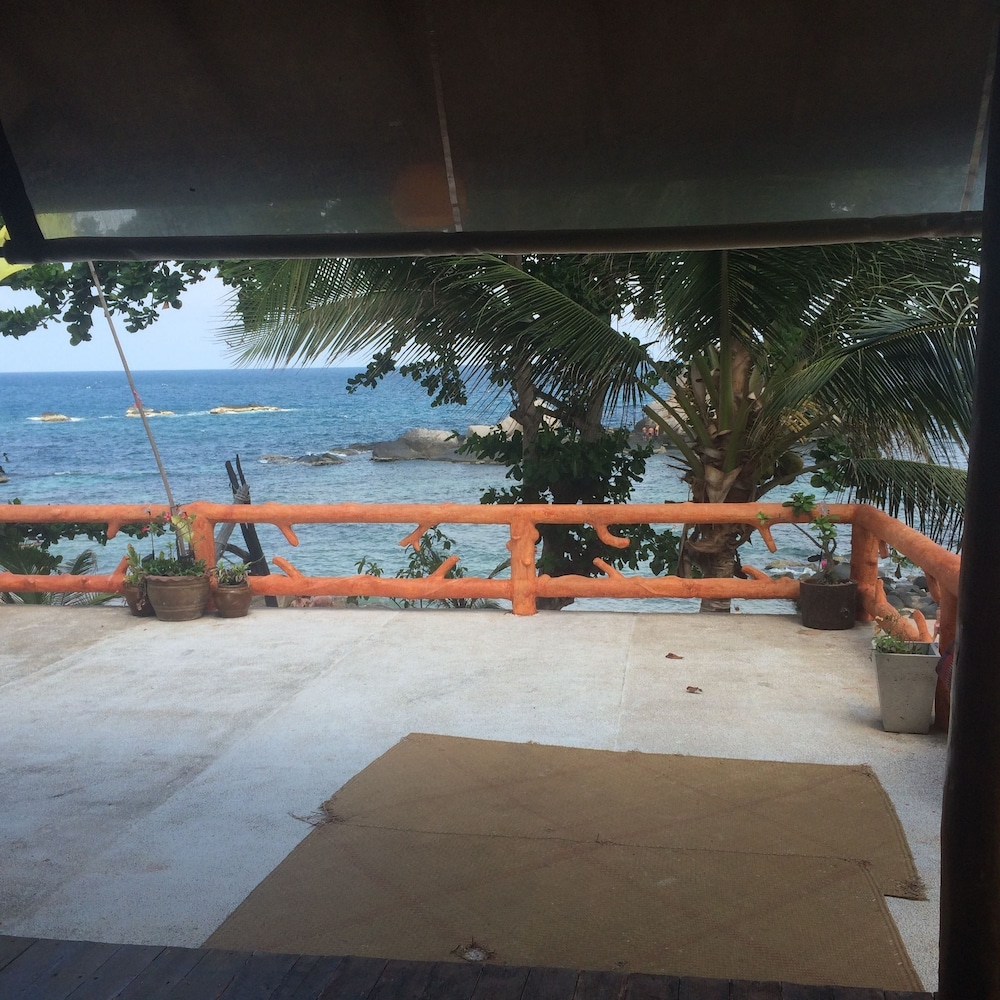 Poseidon Resort 48/49