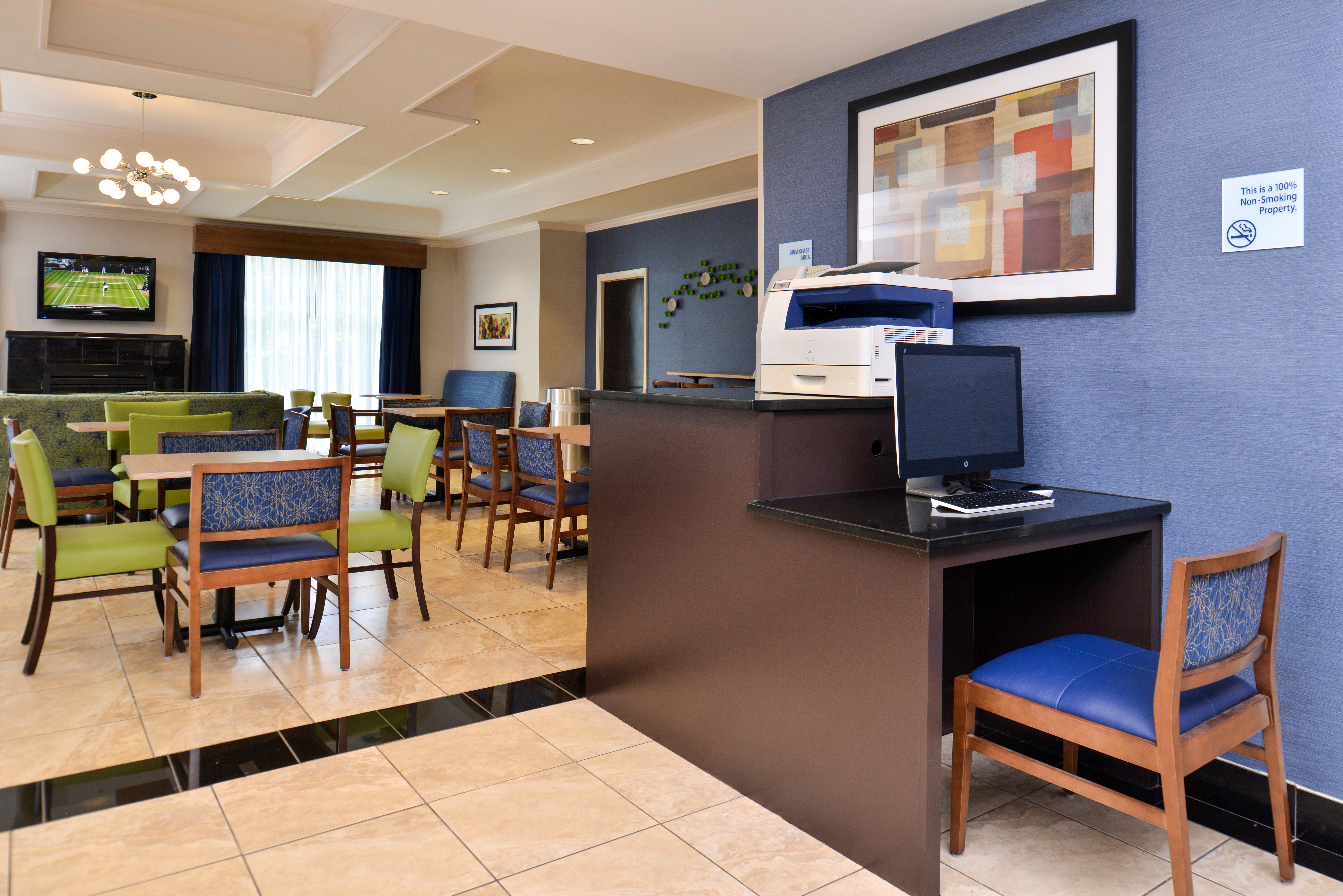 Holiday Inn Express Hotel Suites San Antonio South 54/55