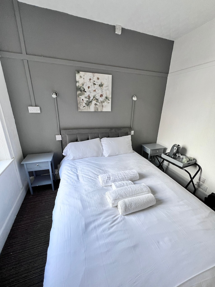 Room at OYO Harbour Hotel, SKEGNESS