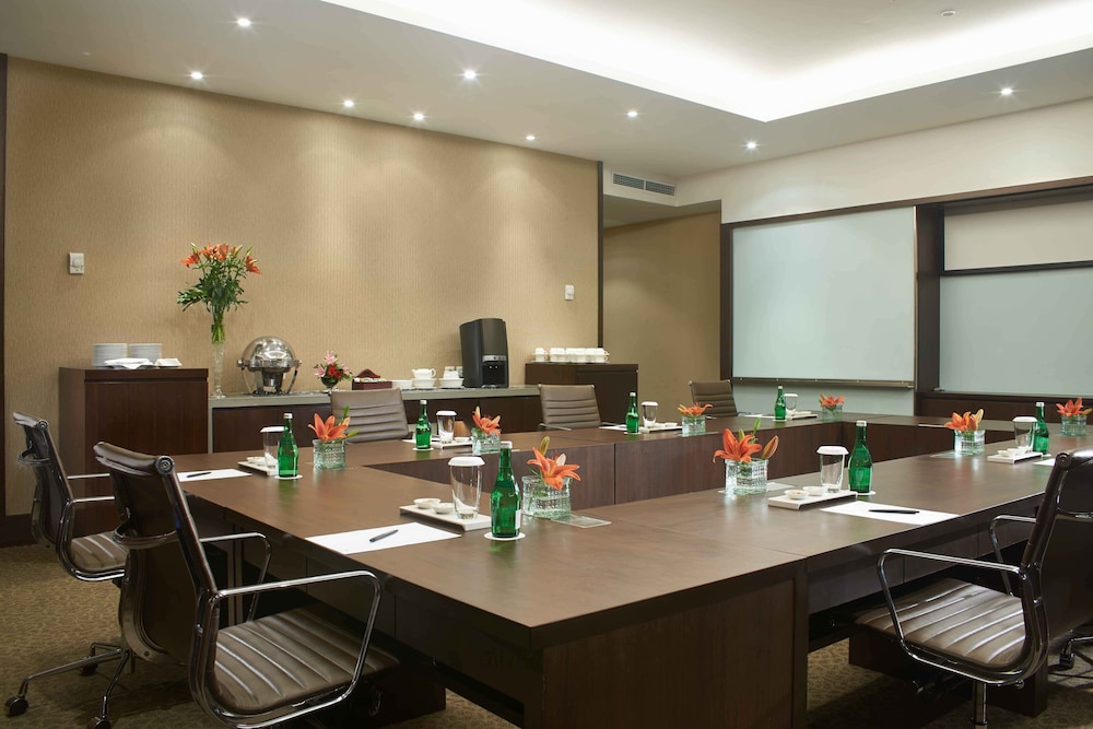 Gran Melia Jakarta 62/74