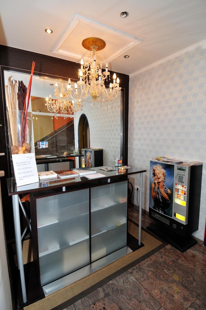 Hotel Monte Christo 8/50