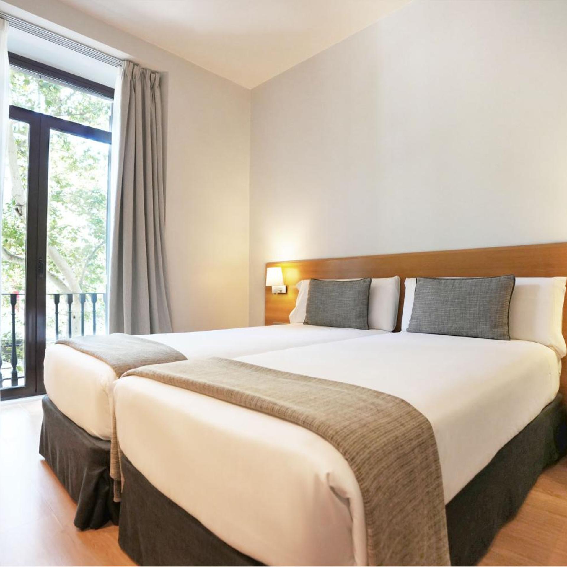 Room, Single Bed, Ramblas View