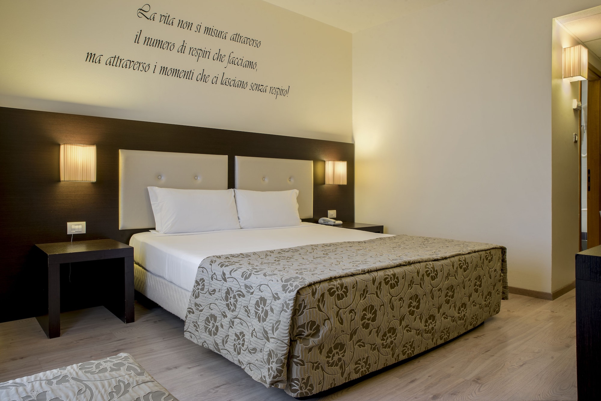 STANDARD, DOUBLE OR TWIN BED