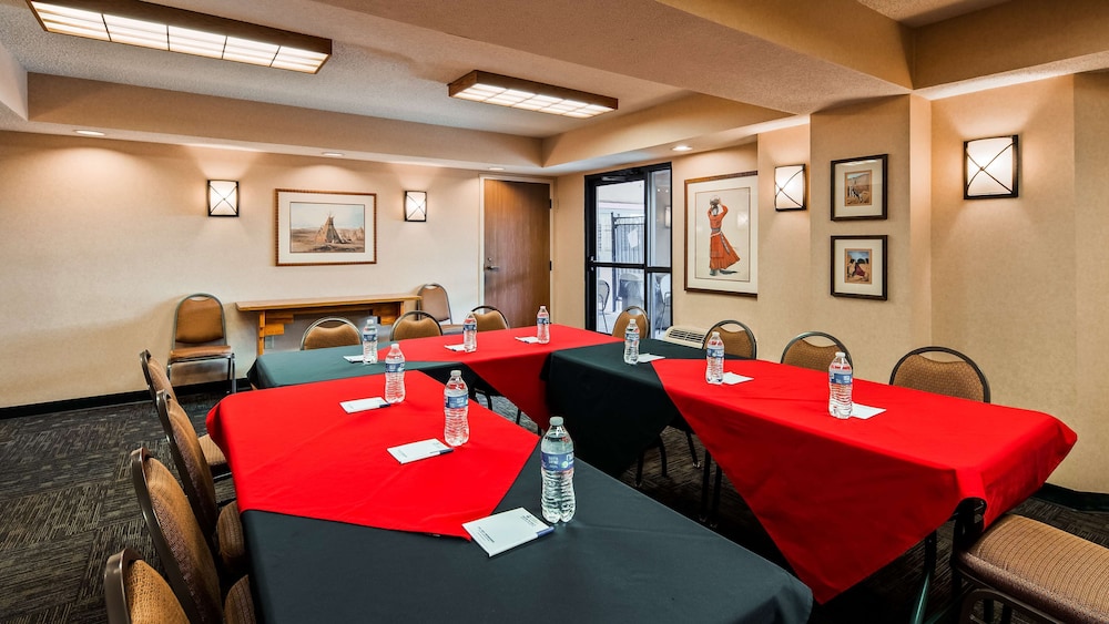 Inn at Santa Fe, SureStay Collection by Best Western 34/41