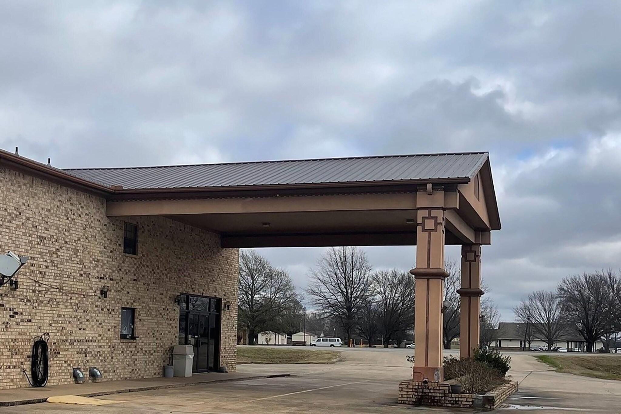 Days Inn by Wyndham Dumas Arkansas 2/12
