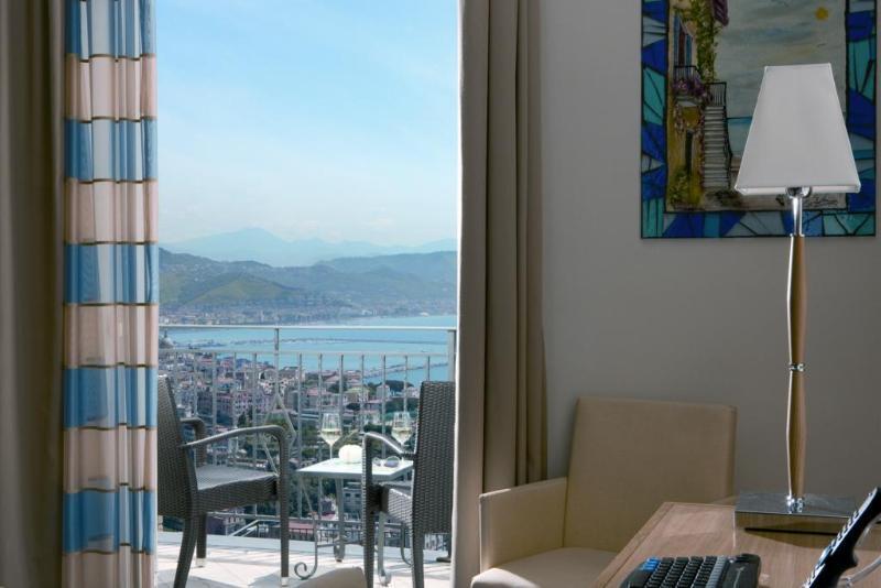 Superior, 2 Double Beds, Side Sea View