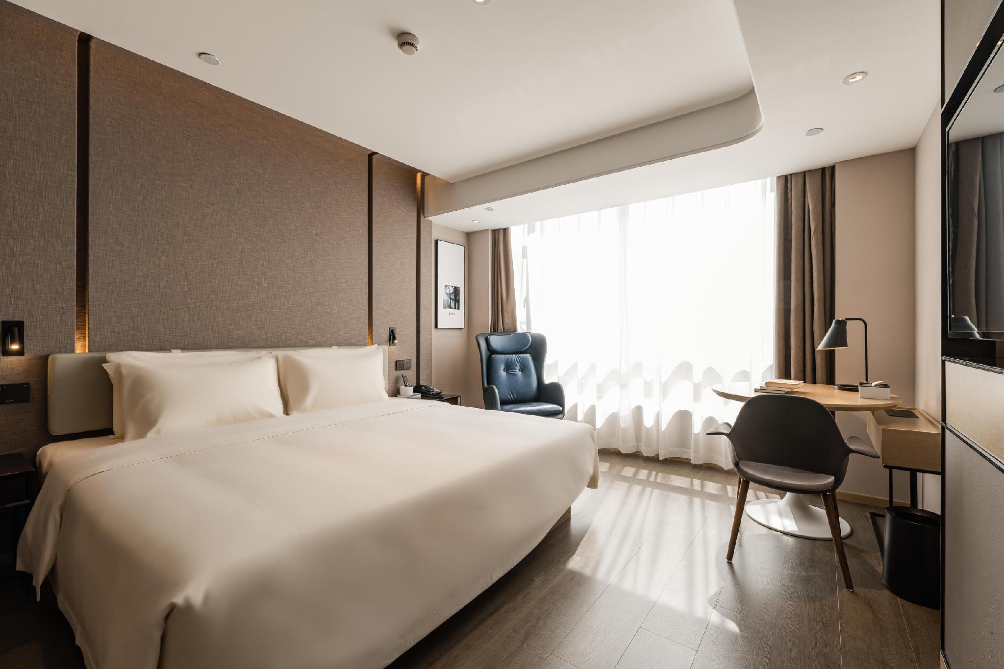 Elegant, Double Bed