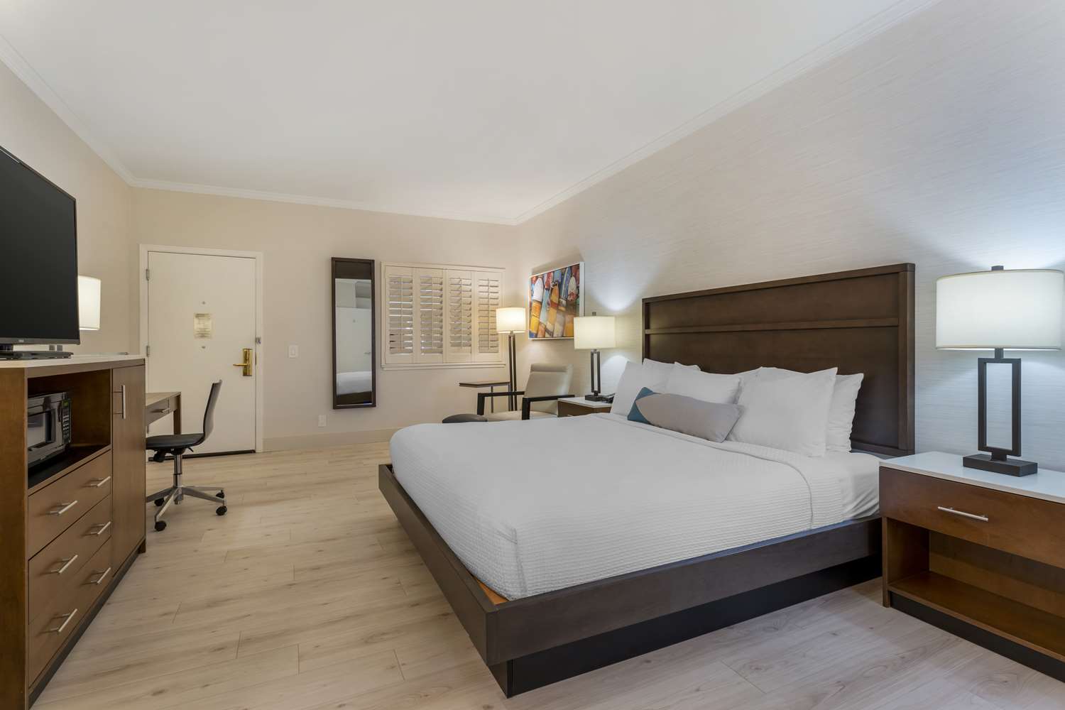Best Western Plus All Suites Inn 12/47