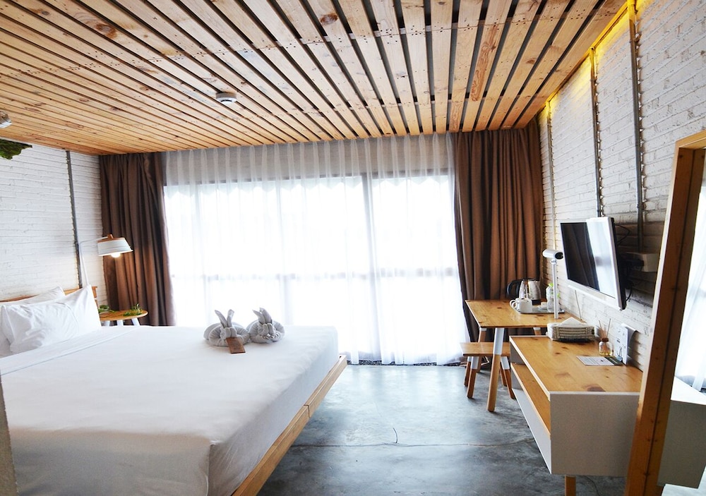 GREENHOST BOUTIQUE HOTEL 33/66