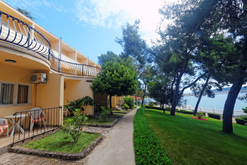 All Inclusive Hotel Val 42/50