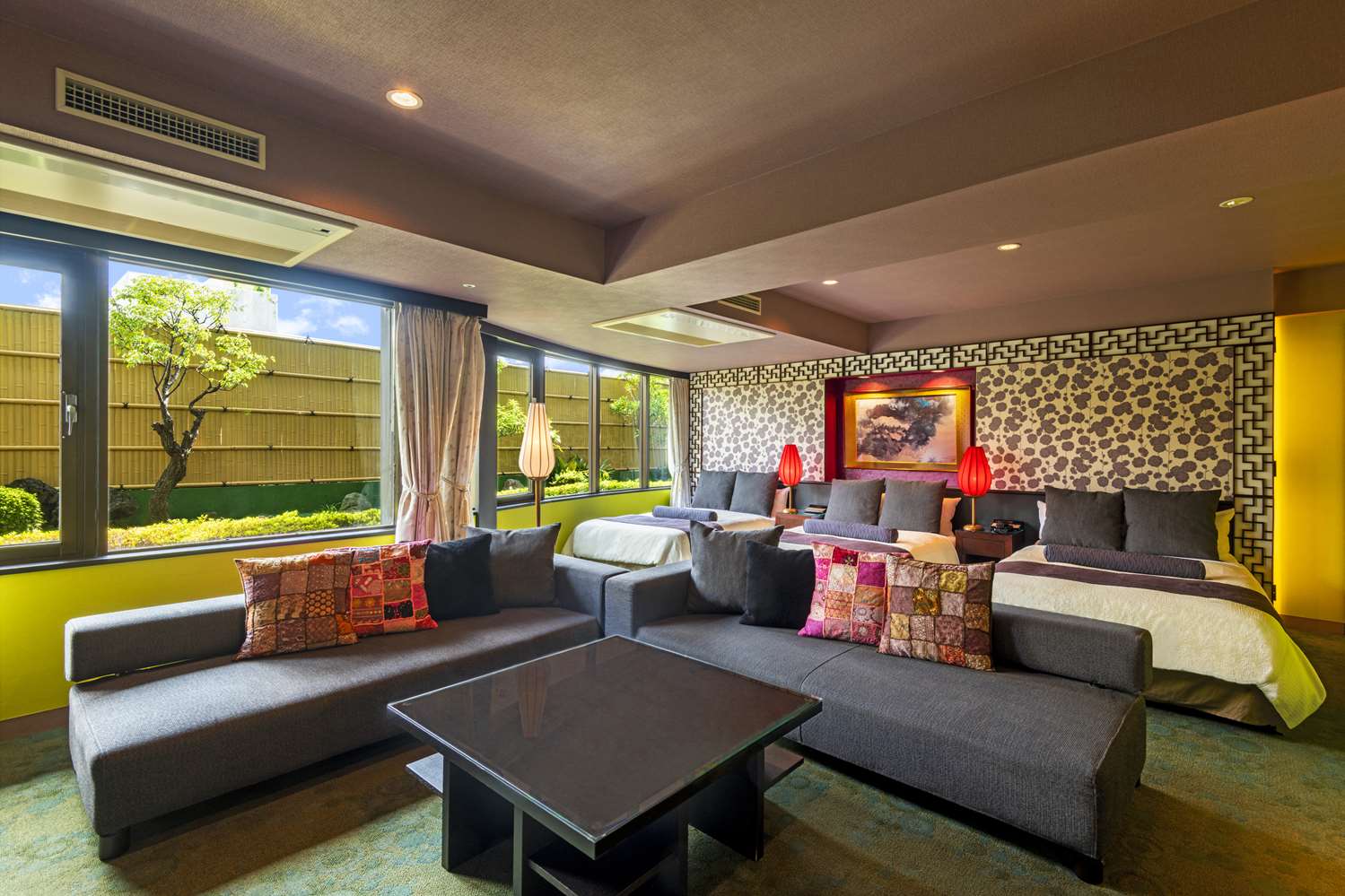 Rose Hotel Yokohama, WorldHotels Distinctive 20/40