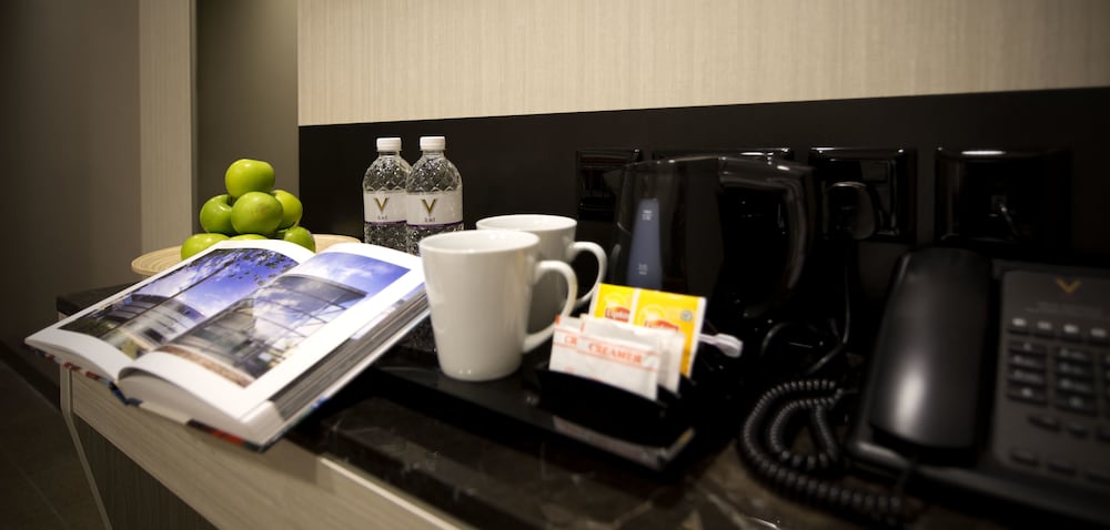 V Hotel Bencoolen 49/54