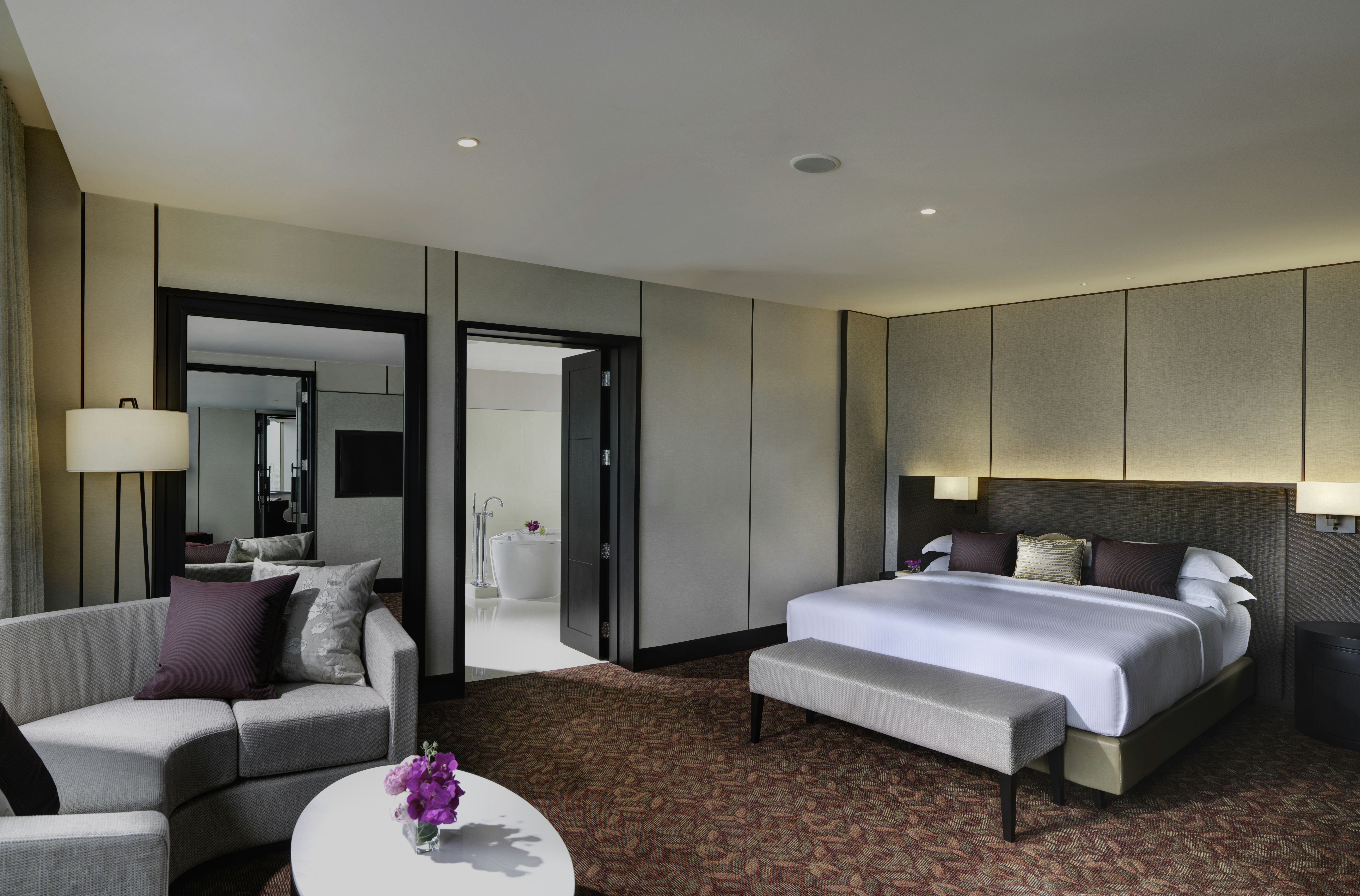 Millennium Hilton Bangkok 32/113