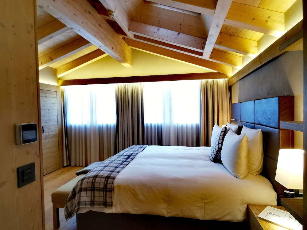 Hotel de Rougemont and Spa 14/50