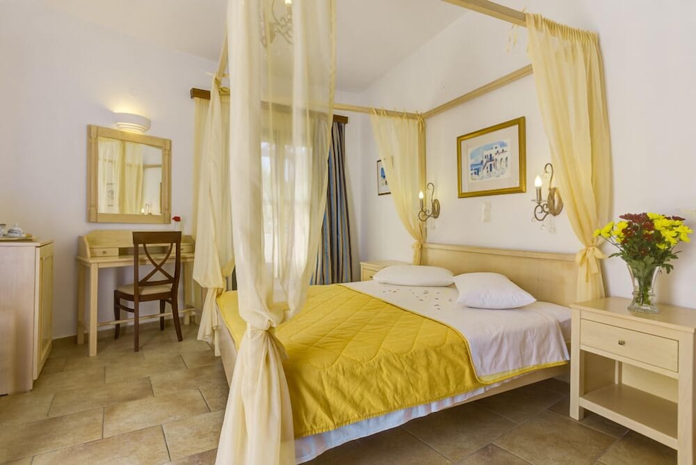 جناح شهر العسل بسرير مزدوج، Mathios Village 2/10