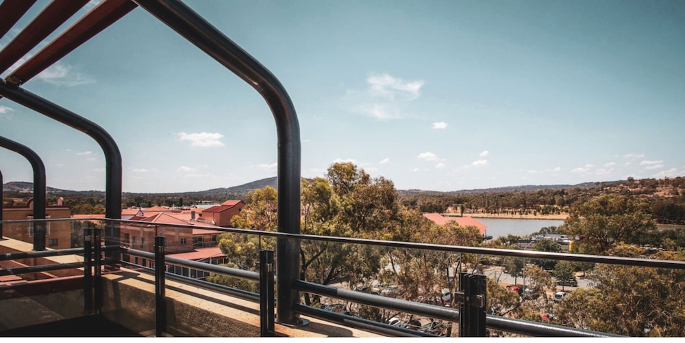 Punthill Tuggeranong 41/45
