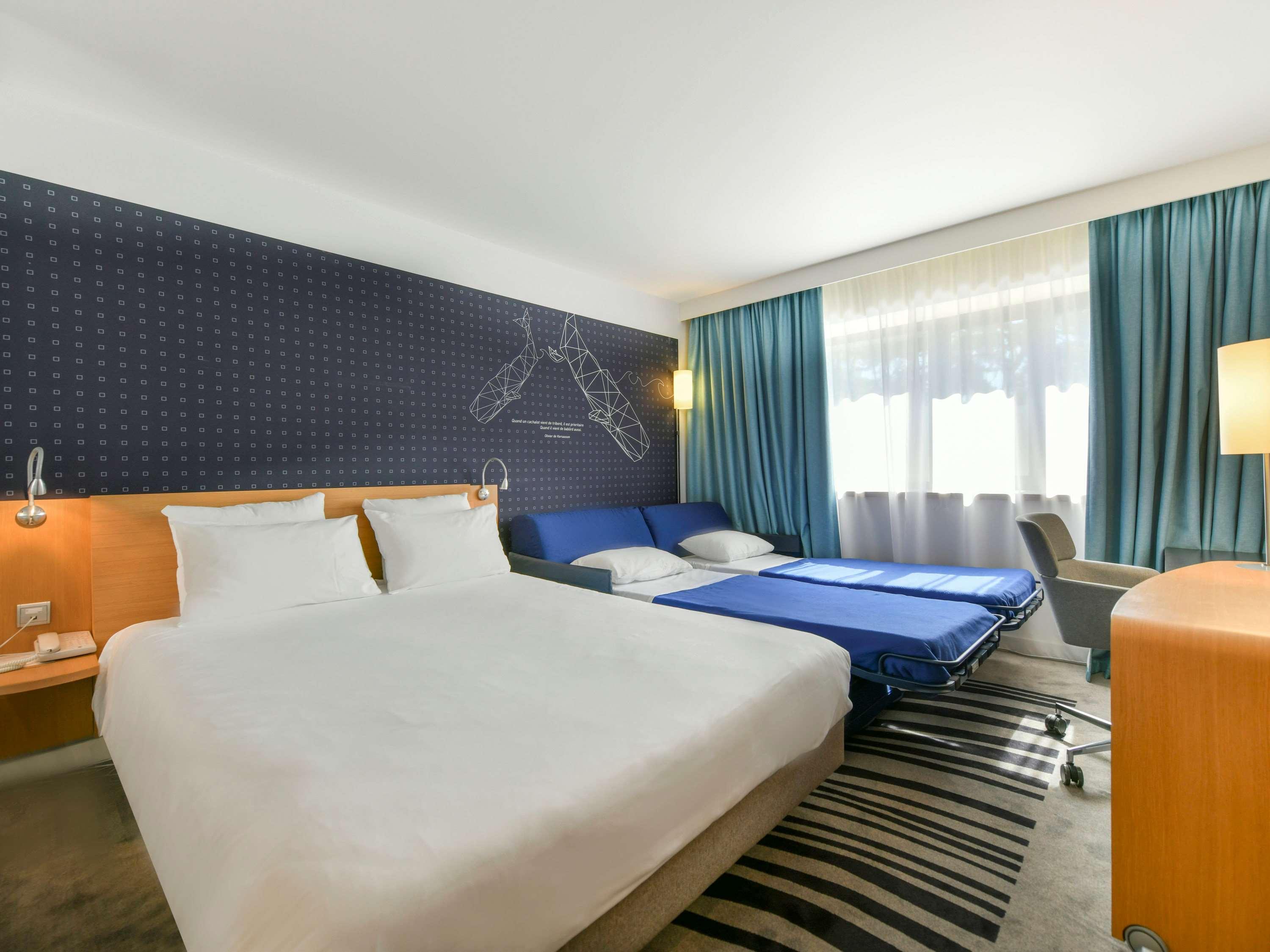 STANDARD, DOUBLE BED, SOFA