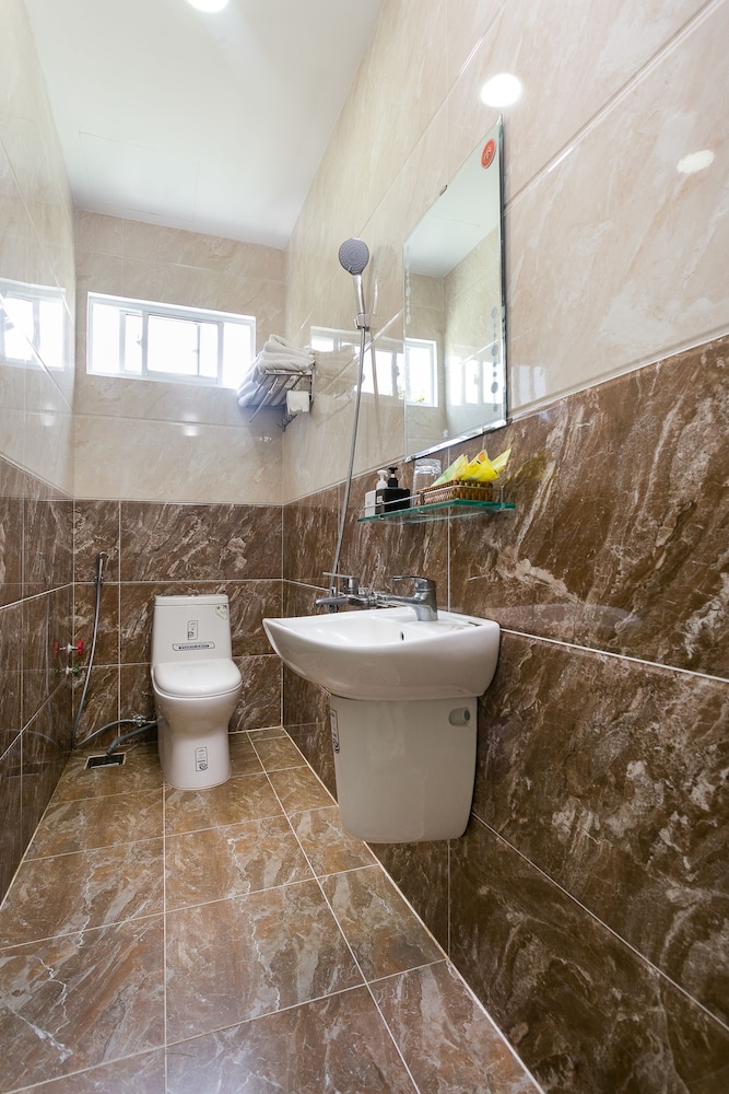 Oyo 185 Marine Hotel Apartment 37/41
