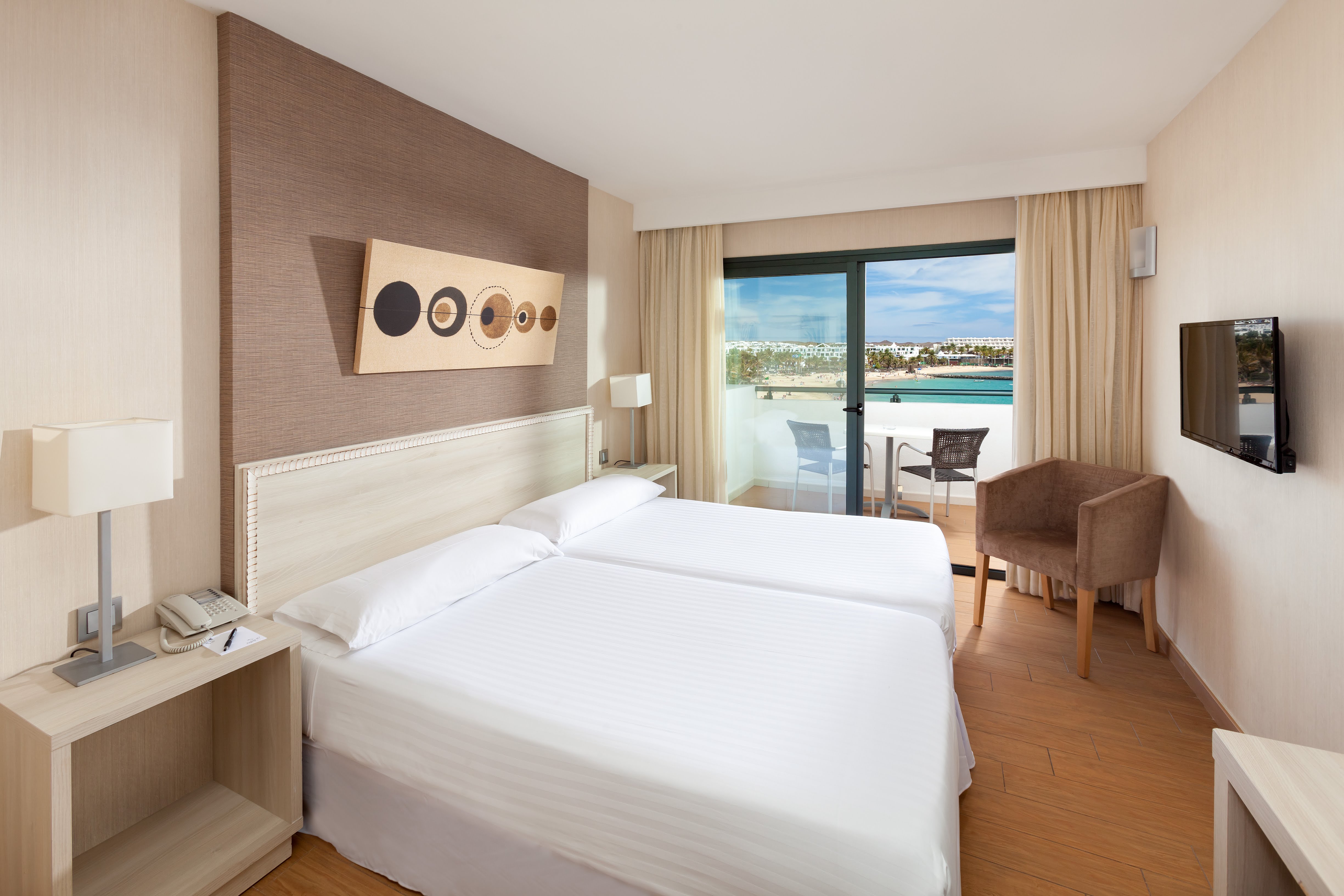 DSU Sea View Room