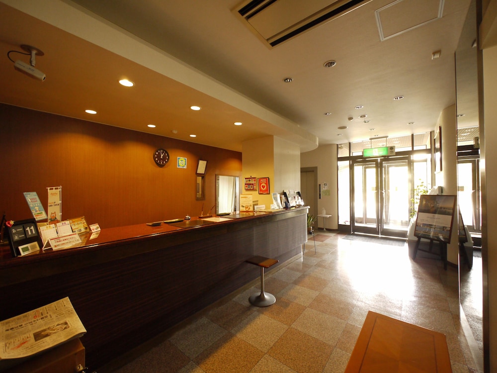 Hotel Route-Inn Court Shinonoi 3/39