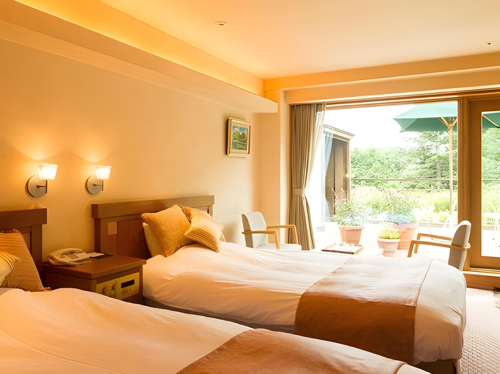 Room, Twin Beds, Sofa, Terrace