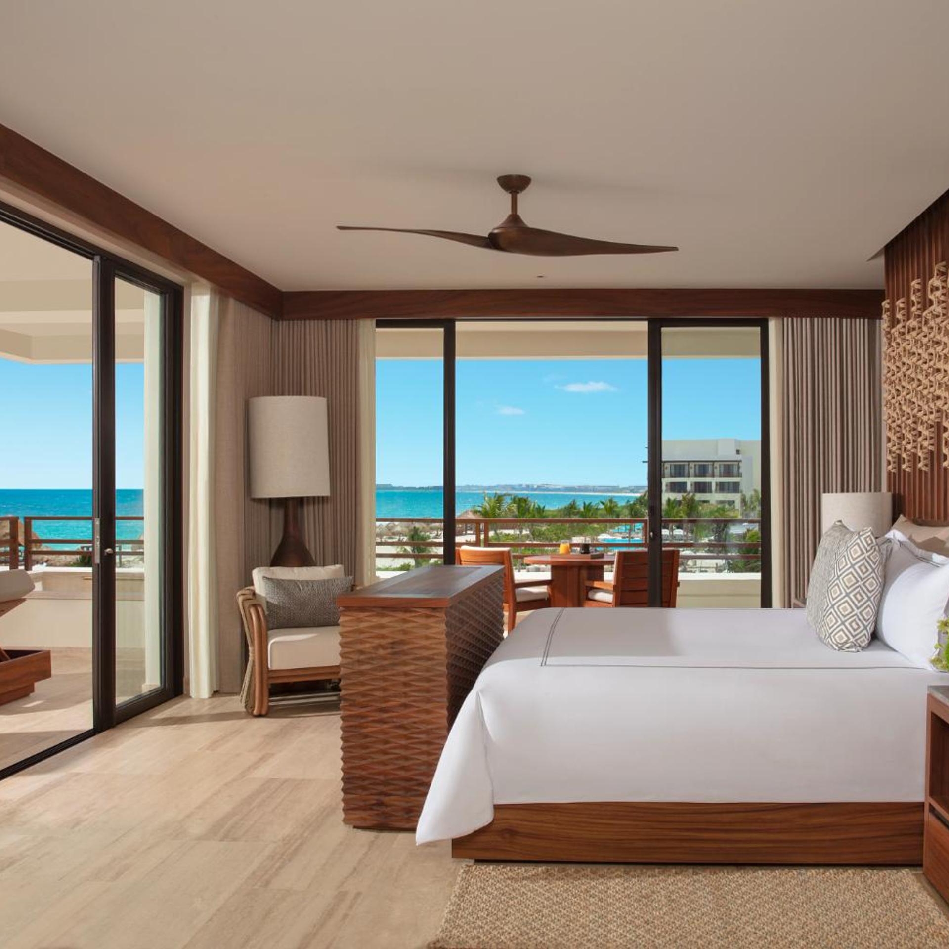 Preferred Club, Master, Suite, Ocean Front, Corner