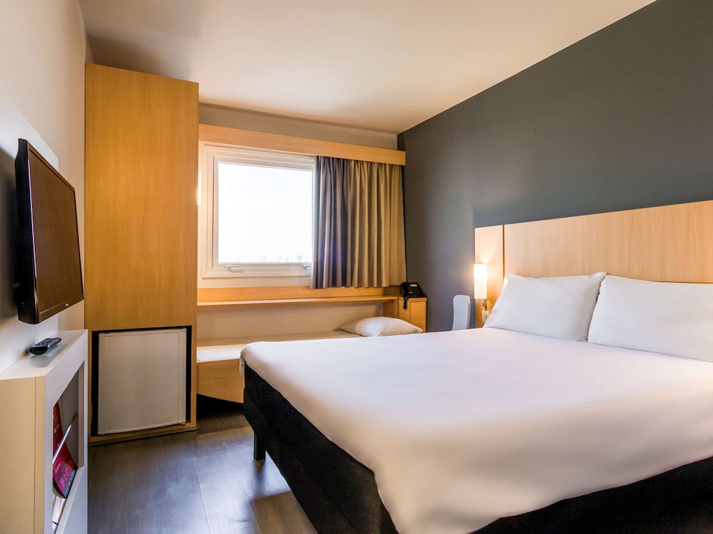 Ibis Marilia 22/64