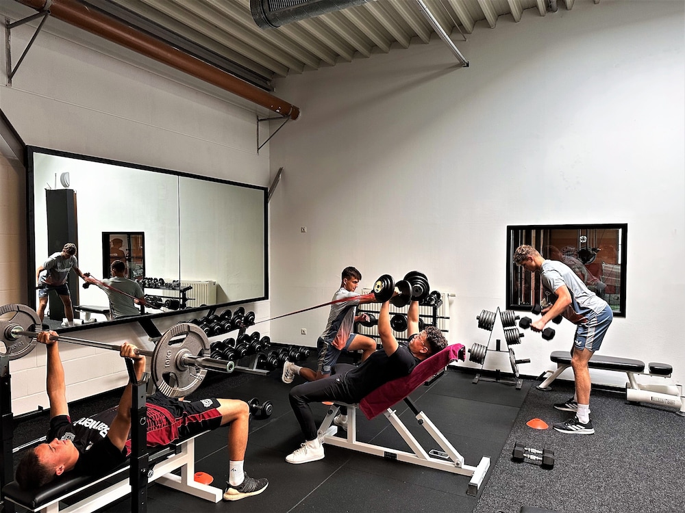 Sport und Tagungshotel De Poort 38/62