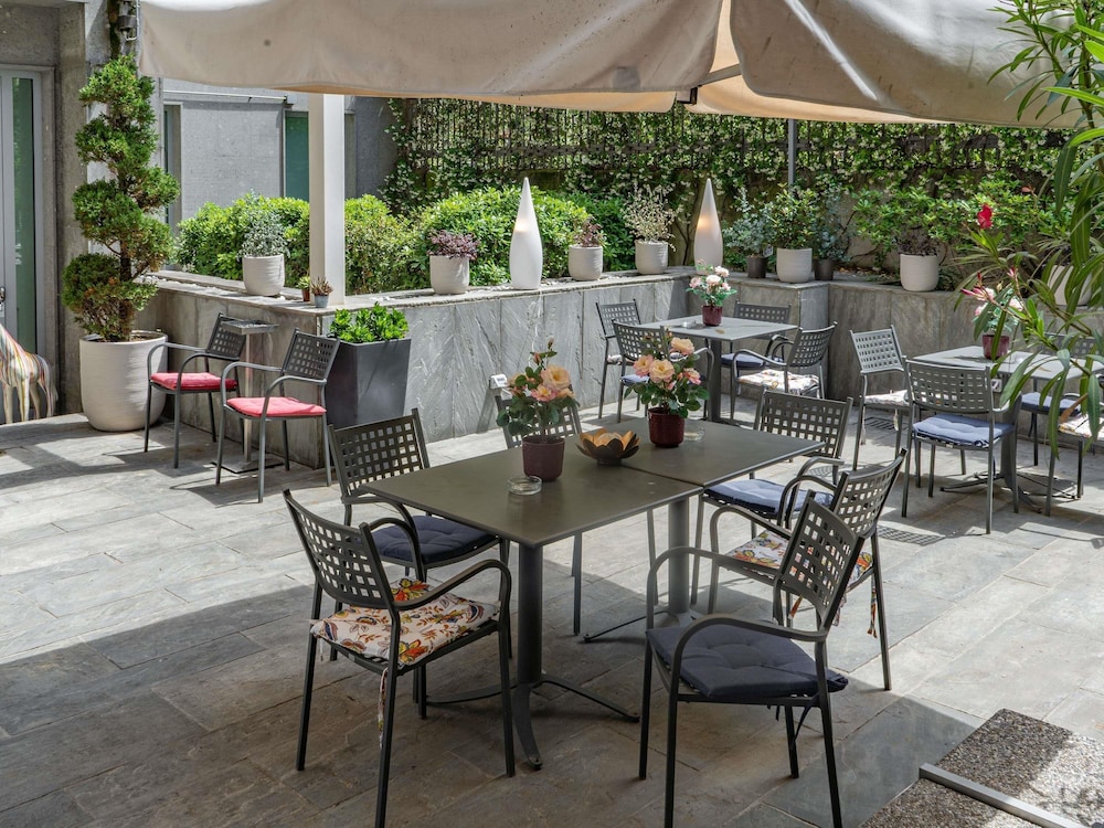 MERCURE MILANO SOLARI 55/75